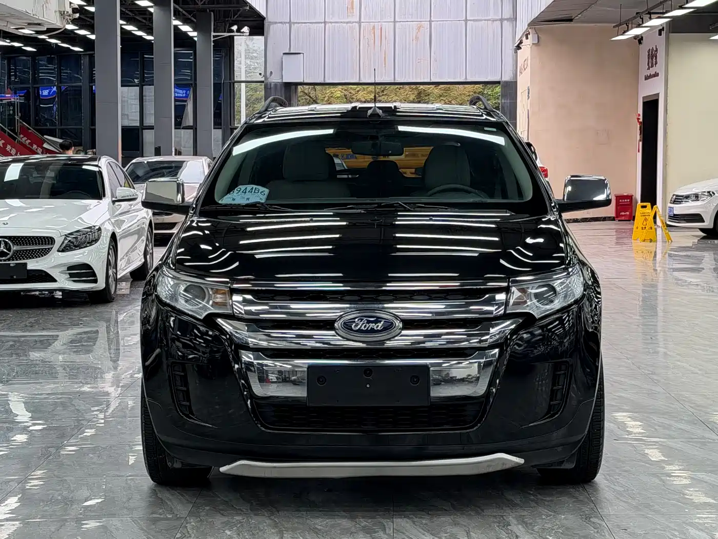 Ford Edge (Import) 2012 2.0T Elite фото 2