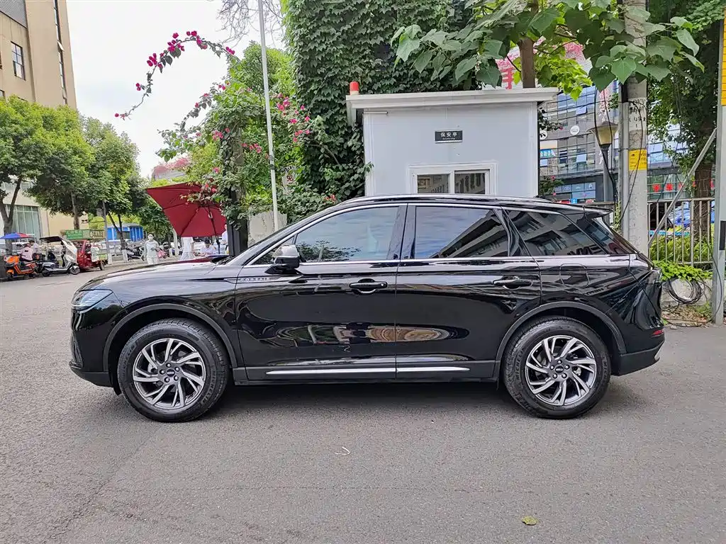 LINCOLN ADVENTURER