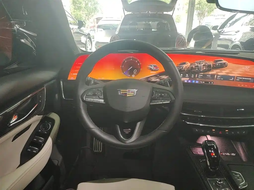 Cadillac CT5 2025 Model 28T Track Performance Edition + Peak Track Package фото 11