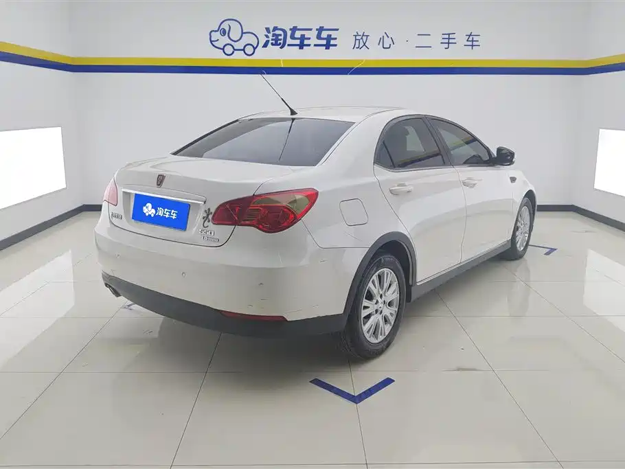 Roewe 550 2012 2012 550 1.8L Auto Value Edition