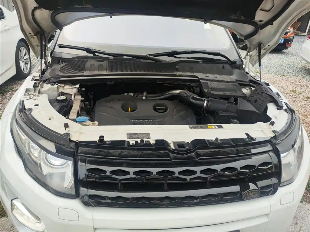 Land Rover Range Rover Evoque (Import) 2014 2.0T 5-door Brilliance Sport фото 16