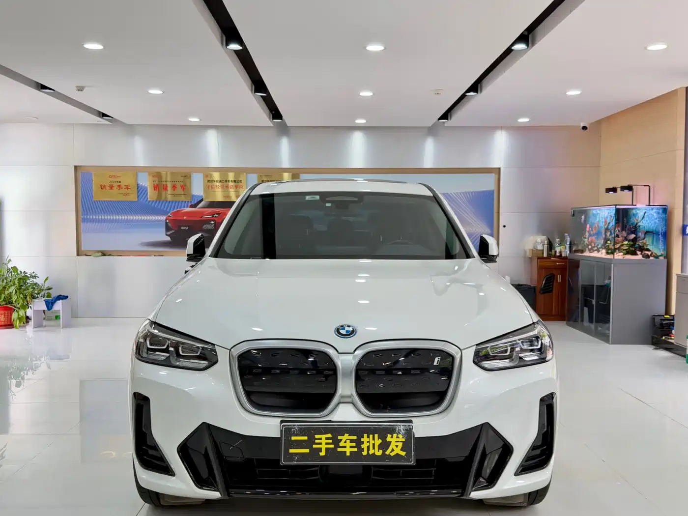 BMW iX3 2022 Facelift Leading Model фото 2