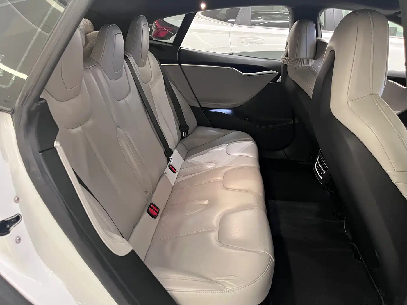 Tesla Model S 2016 2016 Model S 90D