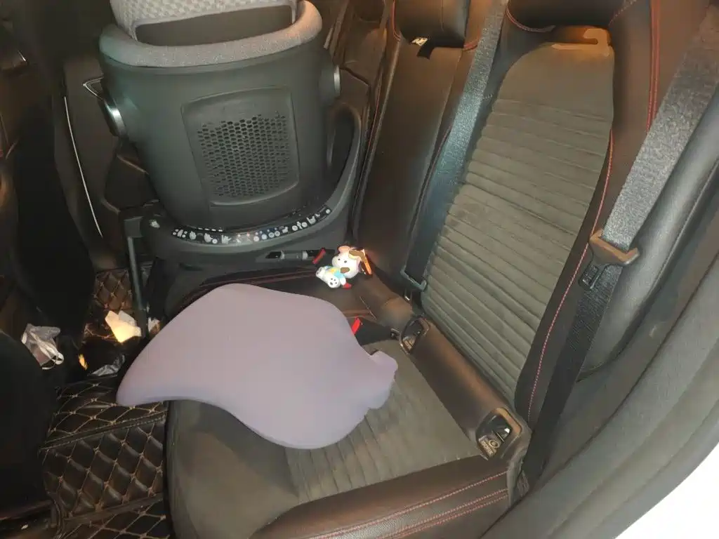 Mercedes-Benz CLA (Import) 2018 2017 CLA 220 4MATIC