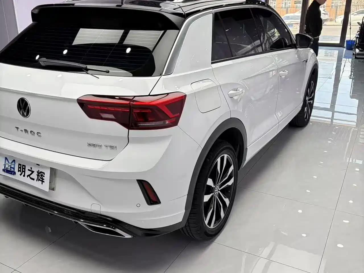 VOLKSWAGEN T-ROC EXPLORING SONGS