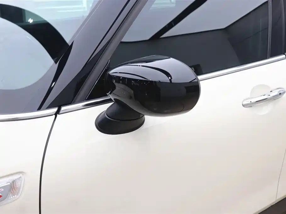 MINI CLUBMAN 2019 2.0T COOPER S фото 30