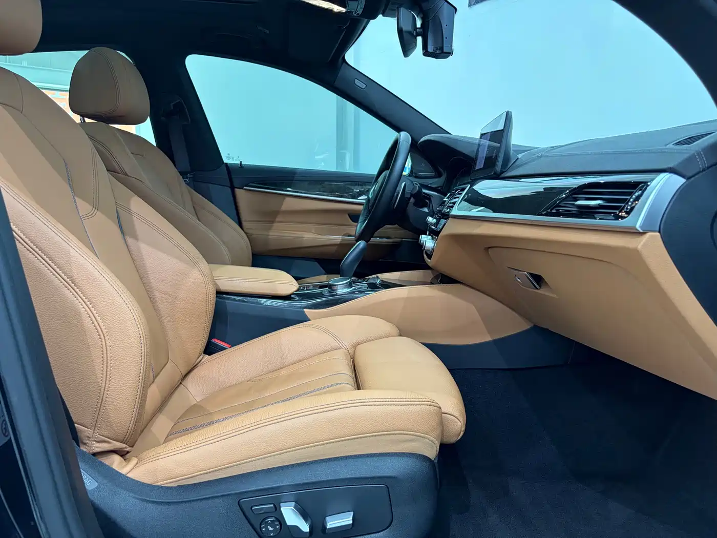 BMW 6 Series GT 2022 Model 630i M Sport Package фото 14