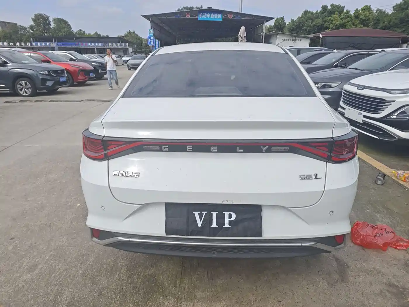 Geely Emgrand L 2022 2022 1.4T CVT Prestige Type