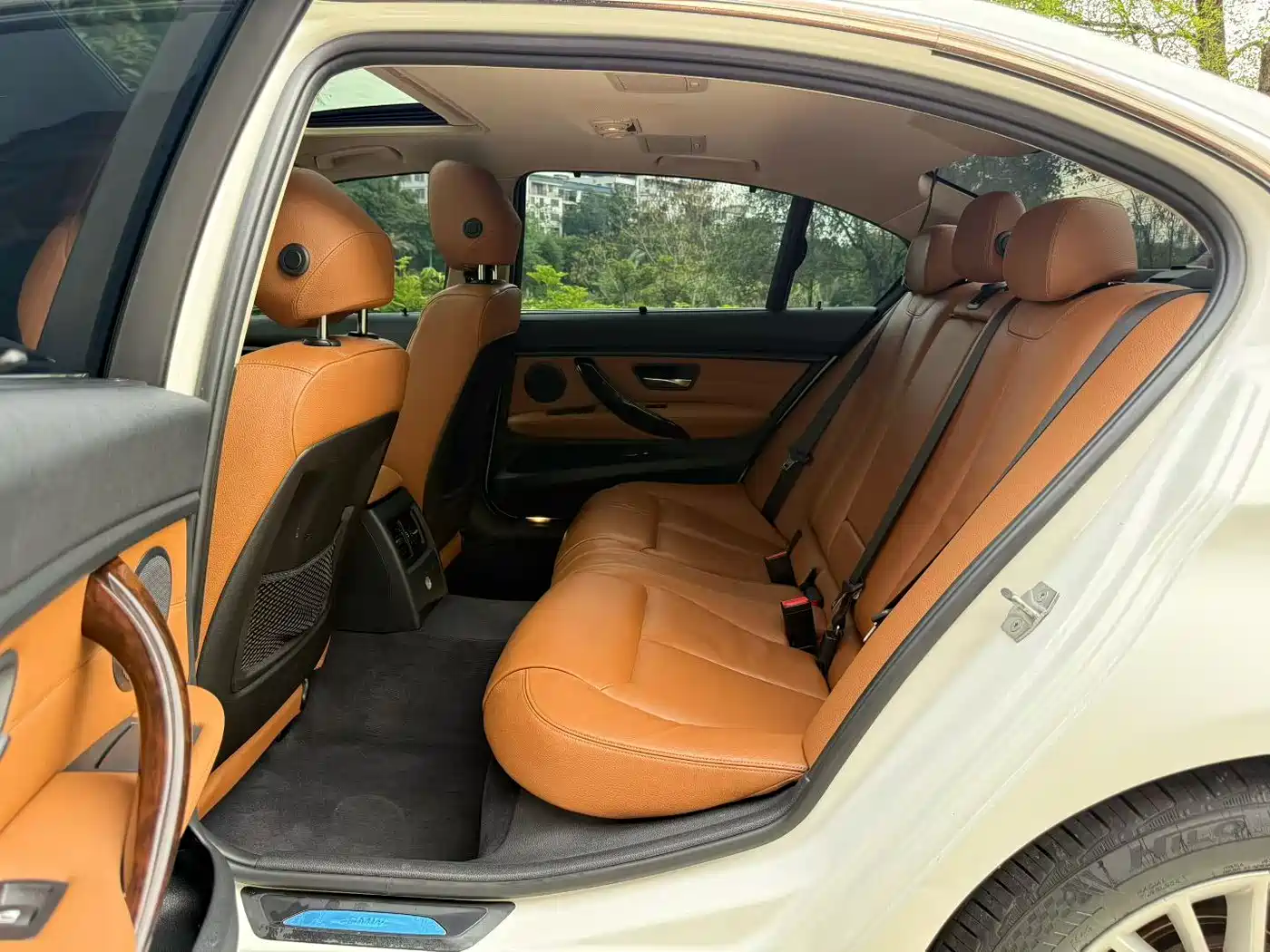 BMW 3 Series 2015 320Li Super Joy Luxury Design Package фото 6