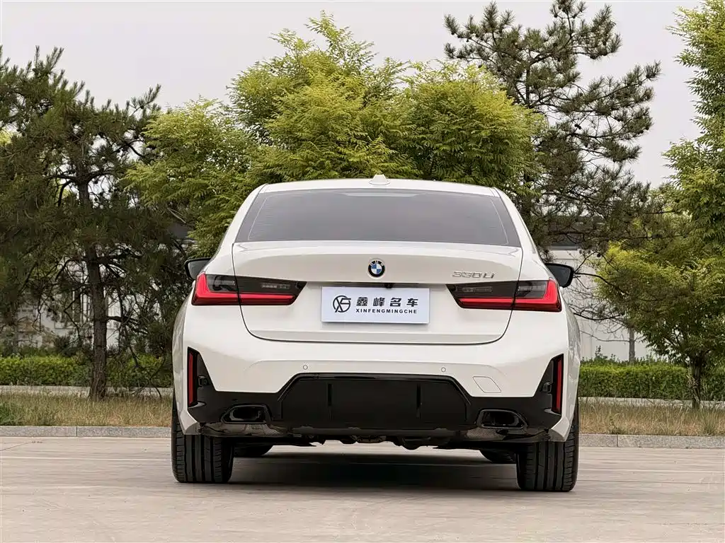 BMW 3 Series 2025 330Li M Sport Night Edition фото 25