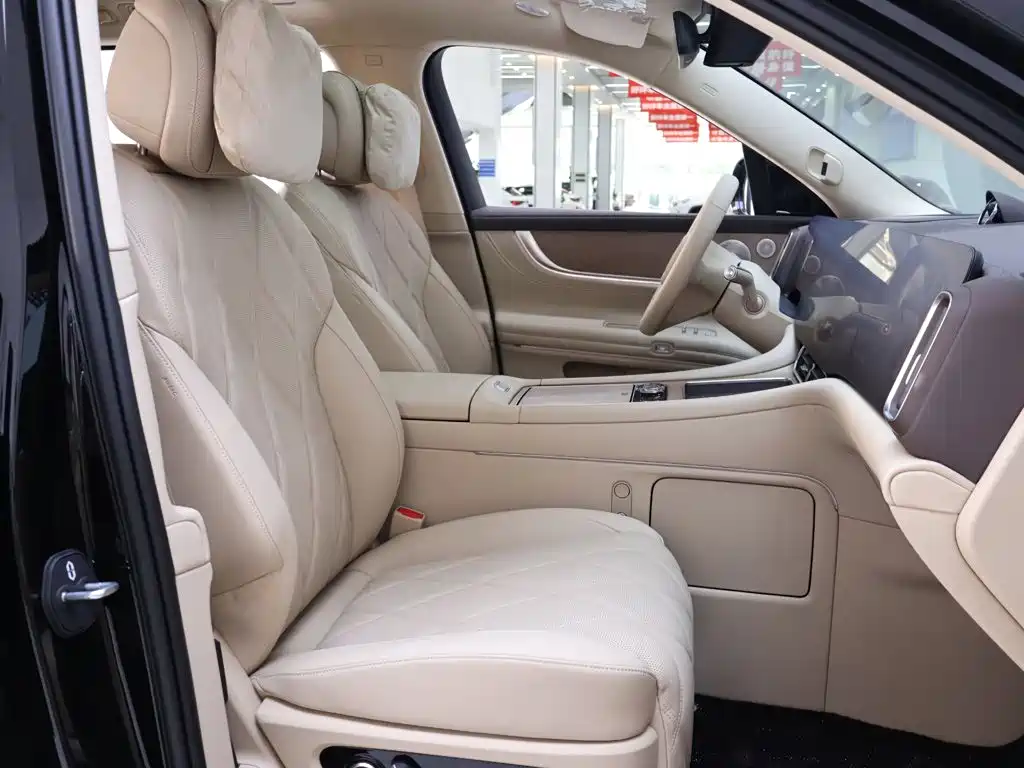 Aito M9 2026 2025 Extended Range Ultra 52kWh 4-Seater