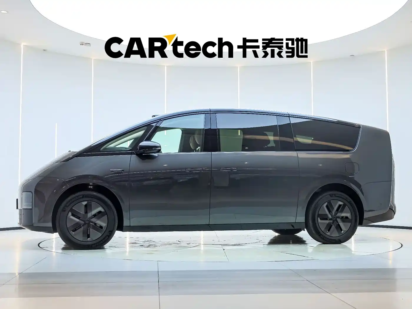 Li Auto MEGA 2025 2025 Ultra Smart Renewal Edition