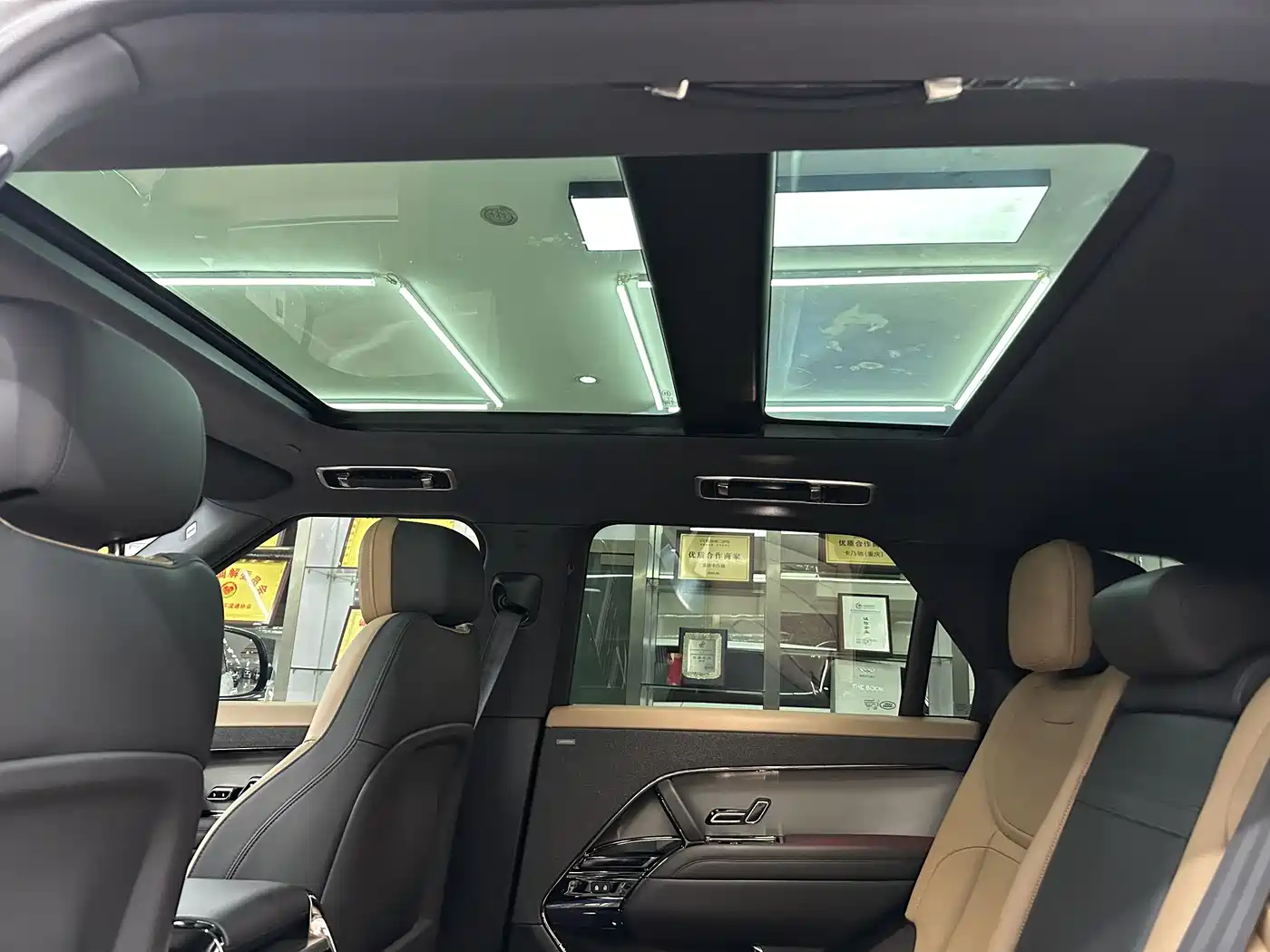 Land Rover Range Rover Sport 2024 400PS Dynamic SE фото 11