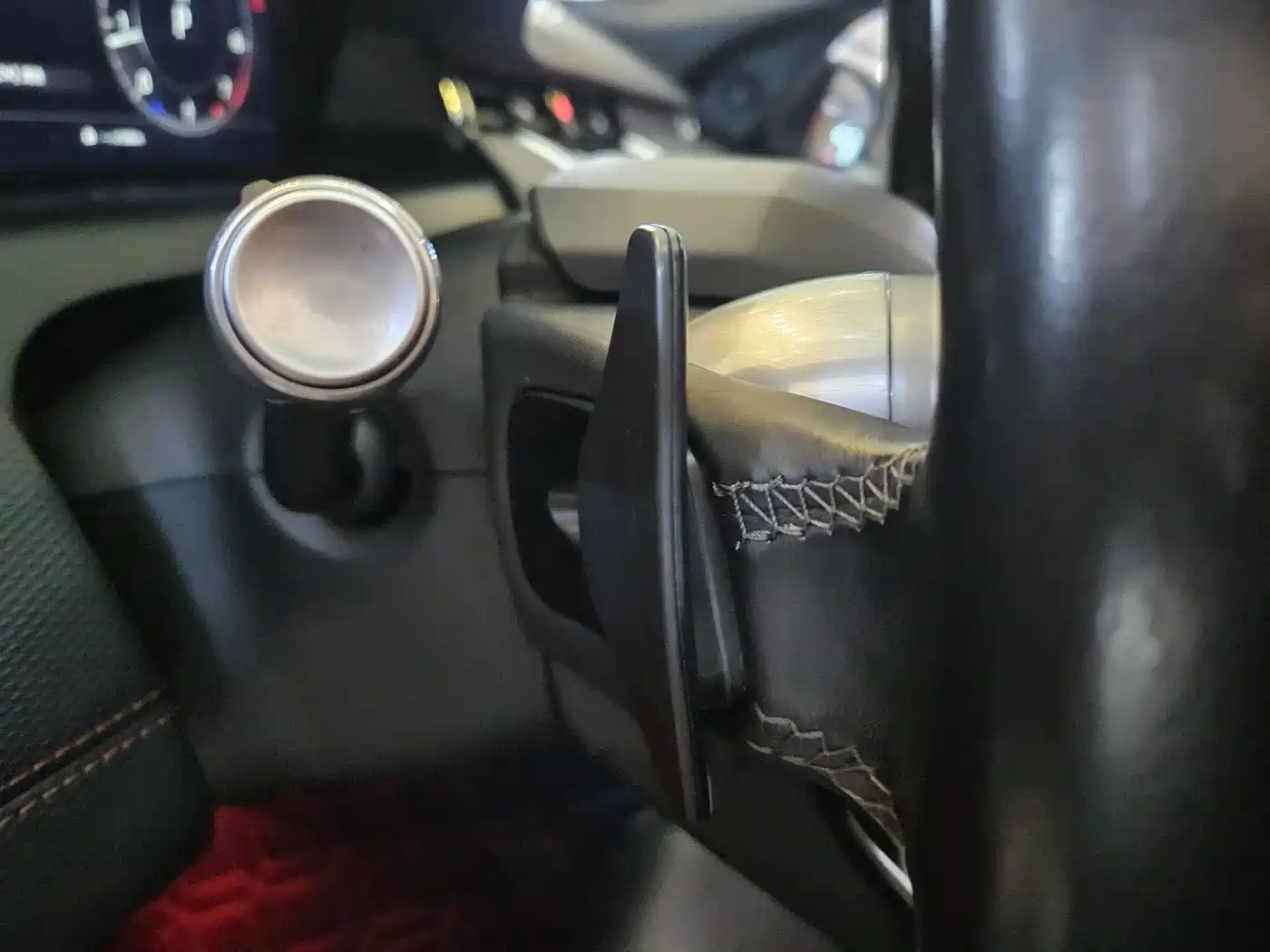 LAND ROVER DISCOVER SPORTS