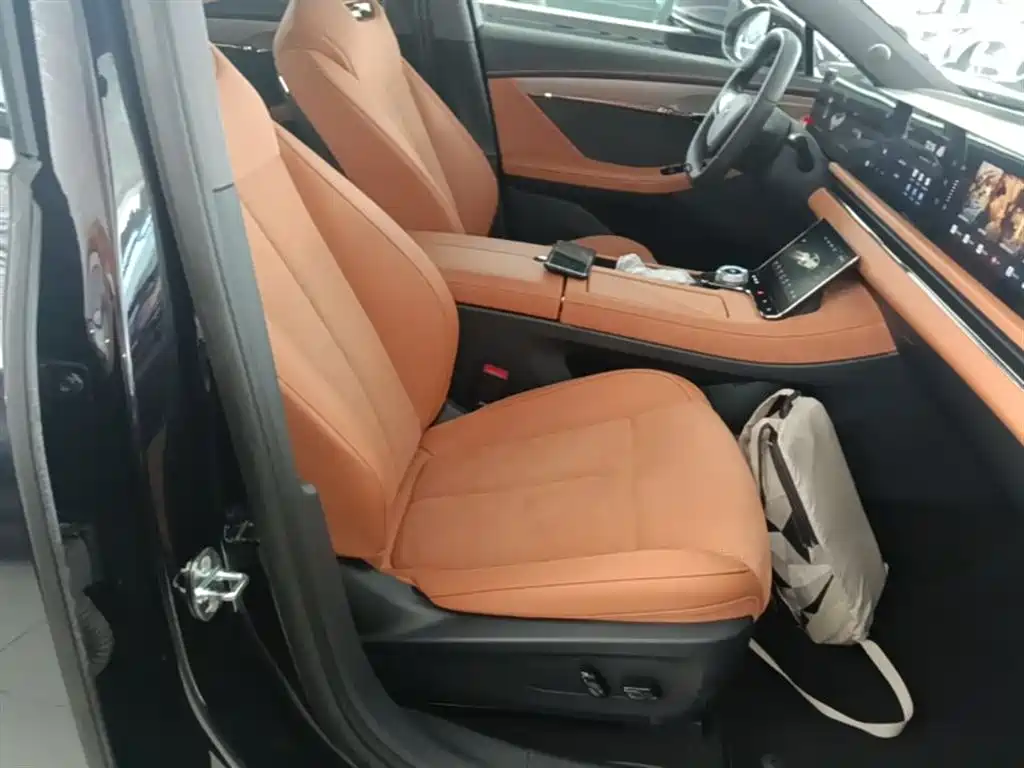 Voyah Auto VOYAH Zhuiguang 2024 PHEV AWD Ultra Long Range Flagship фото 24