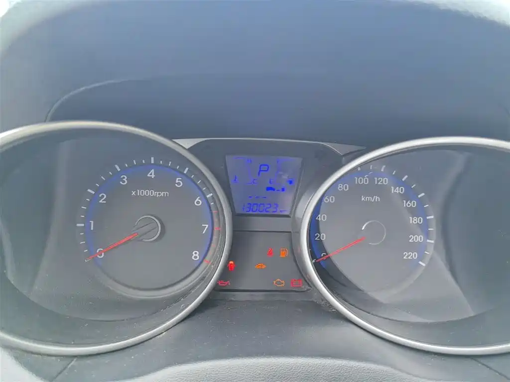 Hyundai Beijing Hyundai ix35 2015 2.0L Automatic 2WD Comfort China IV фото 12