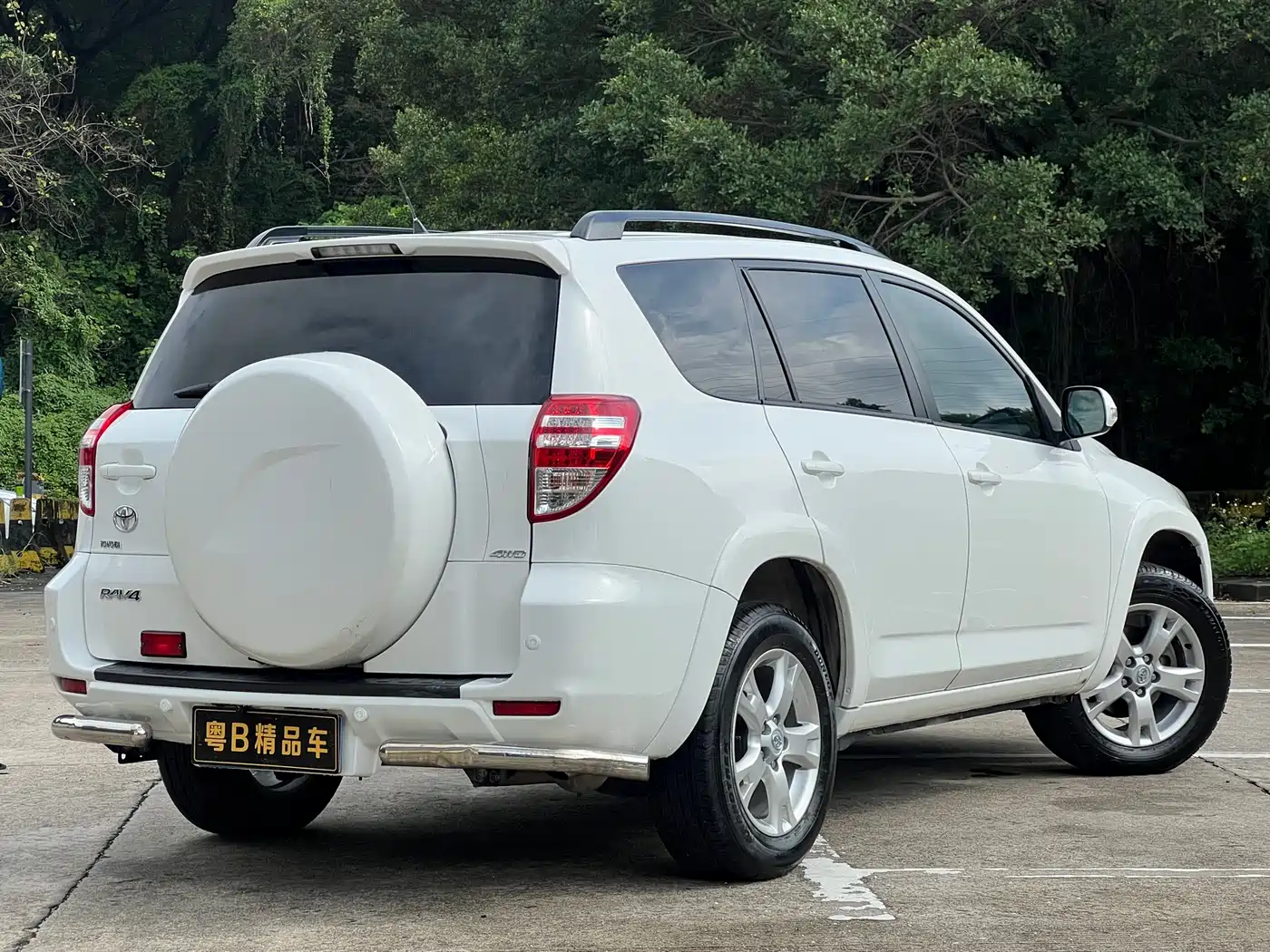 Toyota RAV4 Rongfang 2012 Styling Edition 2.4L Automatic 4WD Luxury фото 6