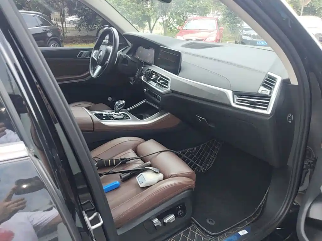 BMW X5 (IMPORTED)