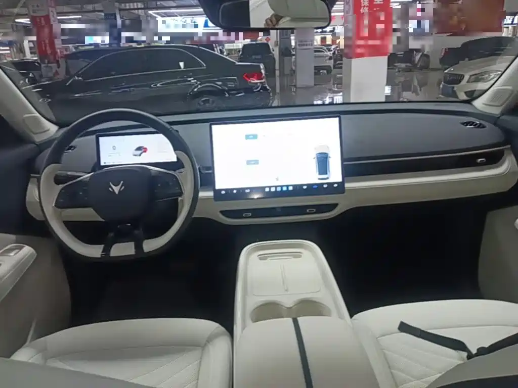 ARCFOX T1 2025 2025 Base Model