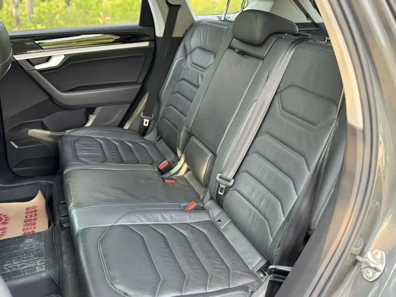 Фото 25 - Volkswagen Touareg