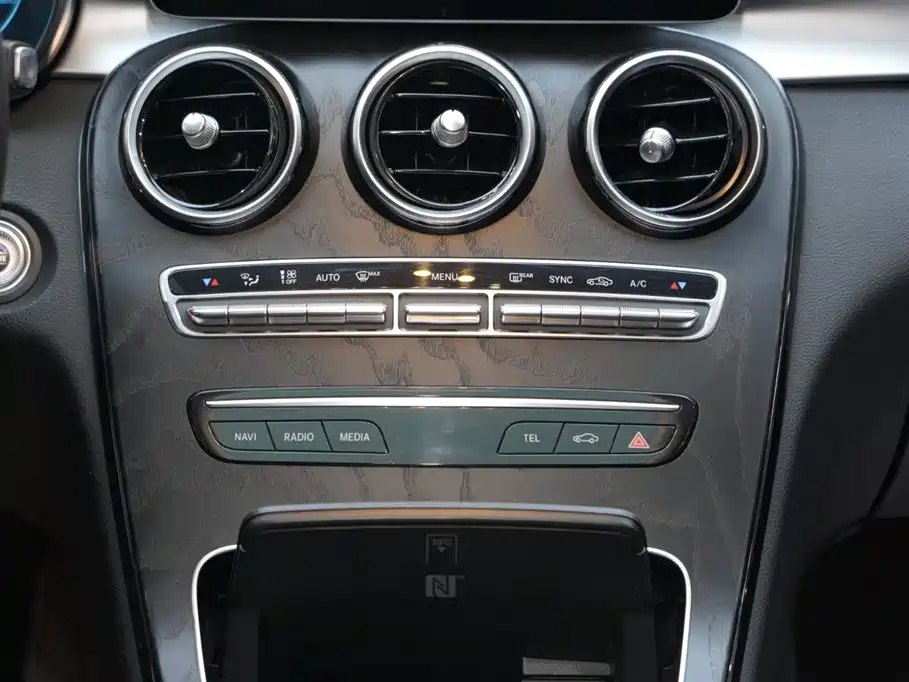 Mercedes-Benz C-Class 2020 C 260 L Sport фото 23