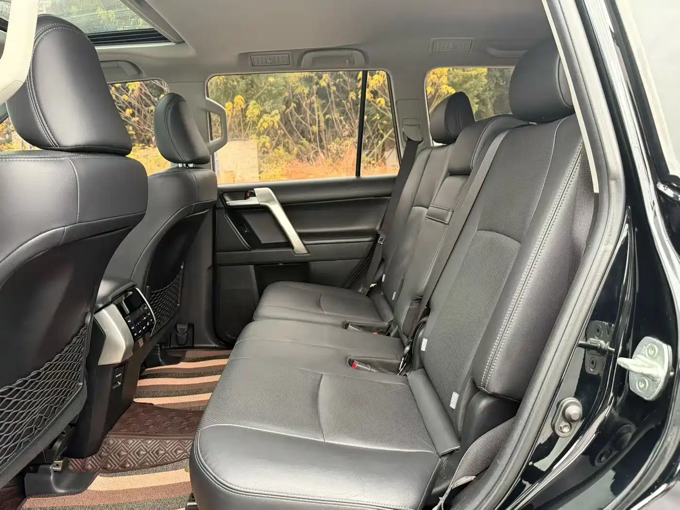 Toyota Prado 2019 3.5L Automatic TX-L Zunxiang Edition with Rear-mounted Spare Tire фото 6