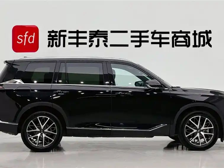 GAC TRUMPCHI GS8