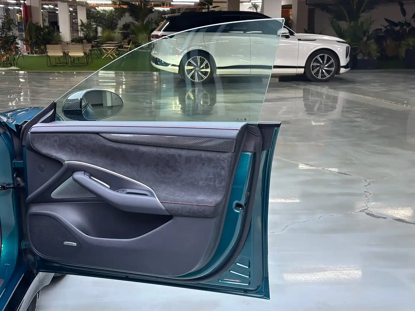 XIAOMI CAR XIAOMI SU7 ULTRA