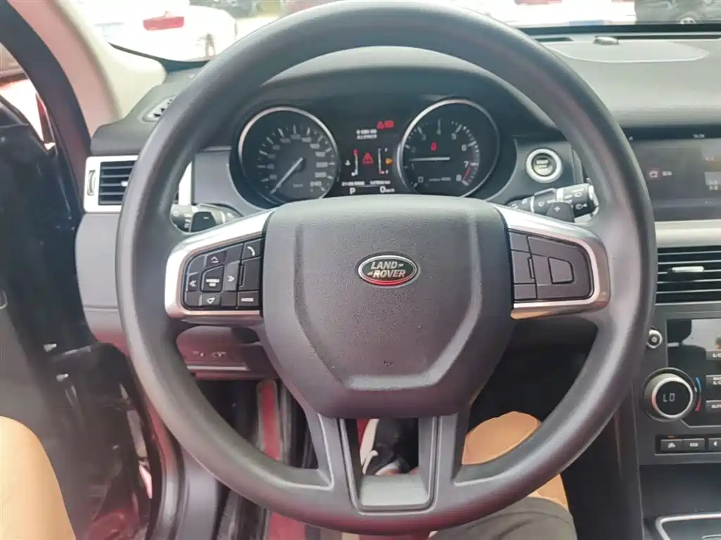 Land Rover Discovery Sport 2016 2.0T S фото 11