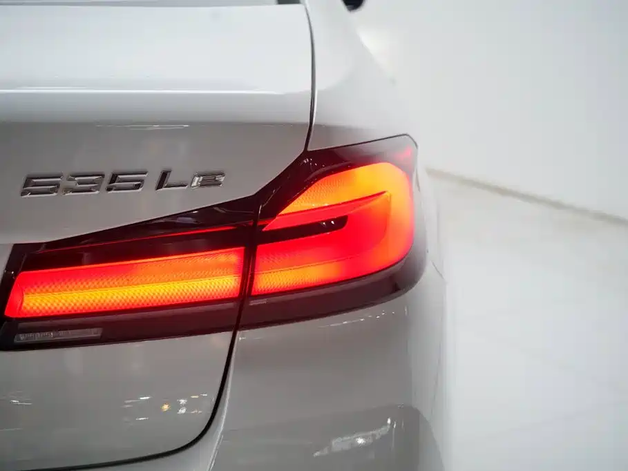 BMW 5 Series New Energy 2023 2022 Model Second Facelift 535Le M Sport Package