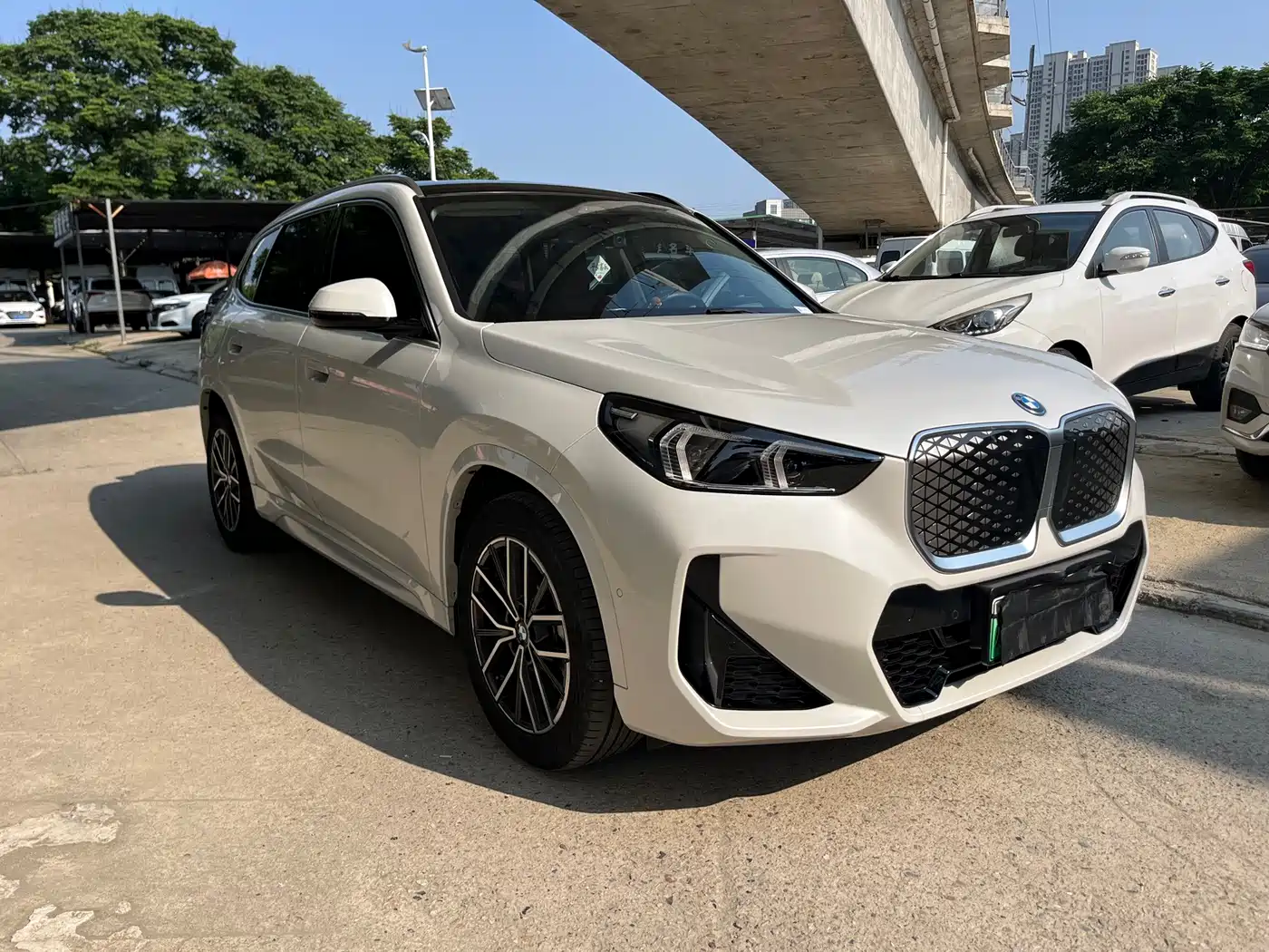 BMW iX1 2025 2025 eDrive25L M Sport Package