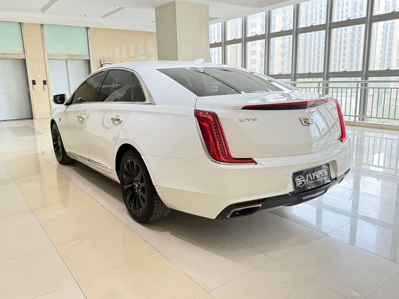 Cadillac XTS 2018 28T Technology фото 8