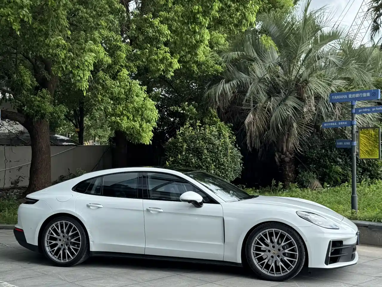 2026 Porsche Panamera
