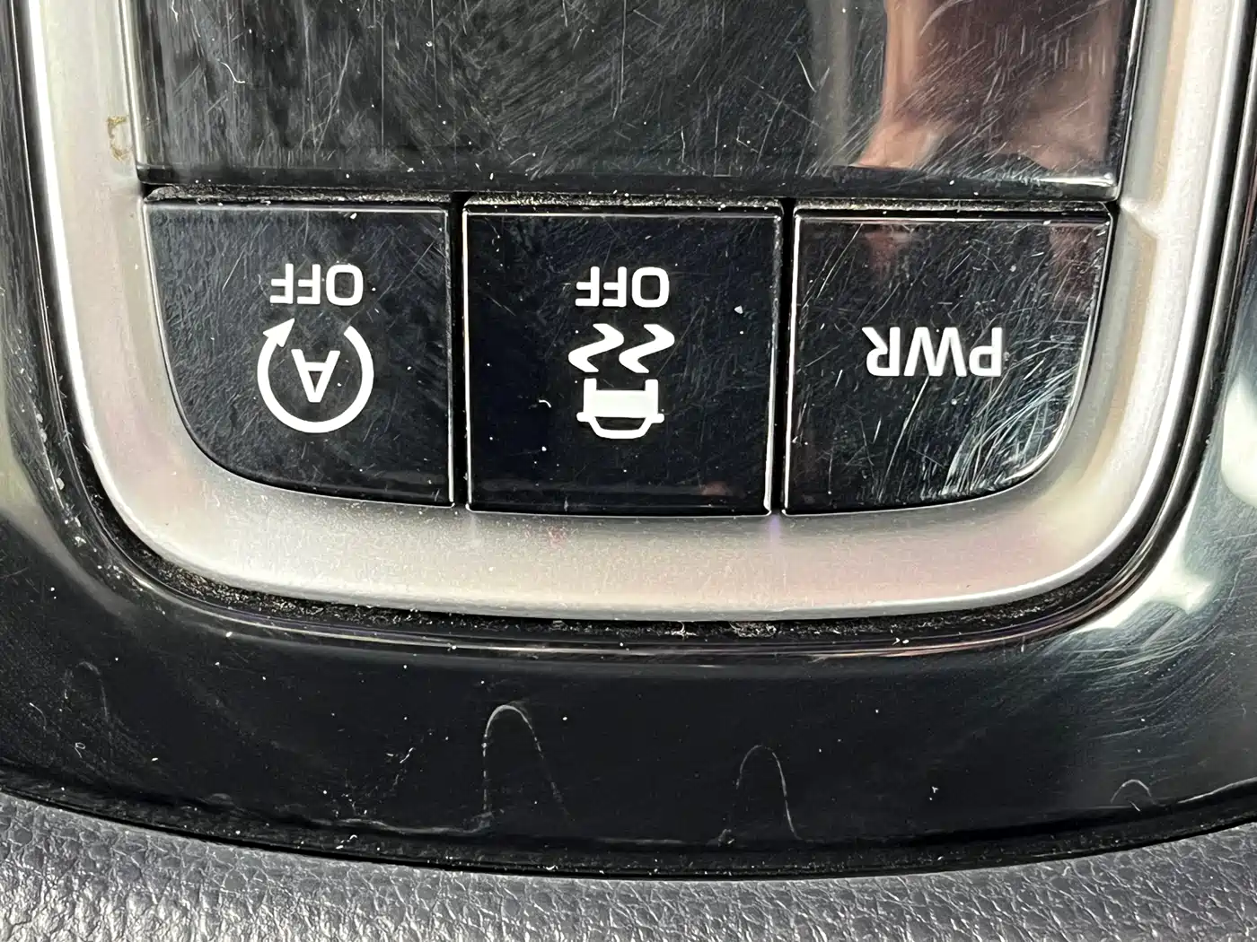 Toyota Frontlander 2023 2.0L CVT Leading Edition фото 24
