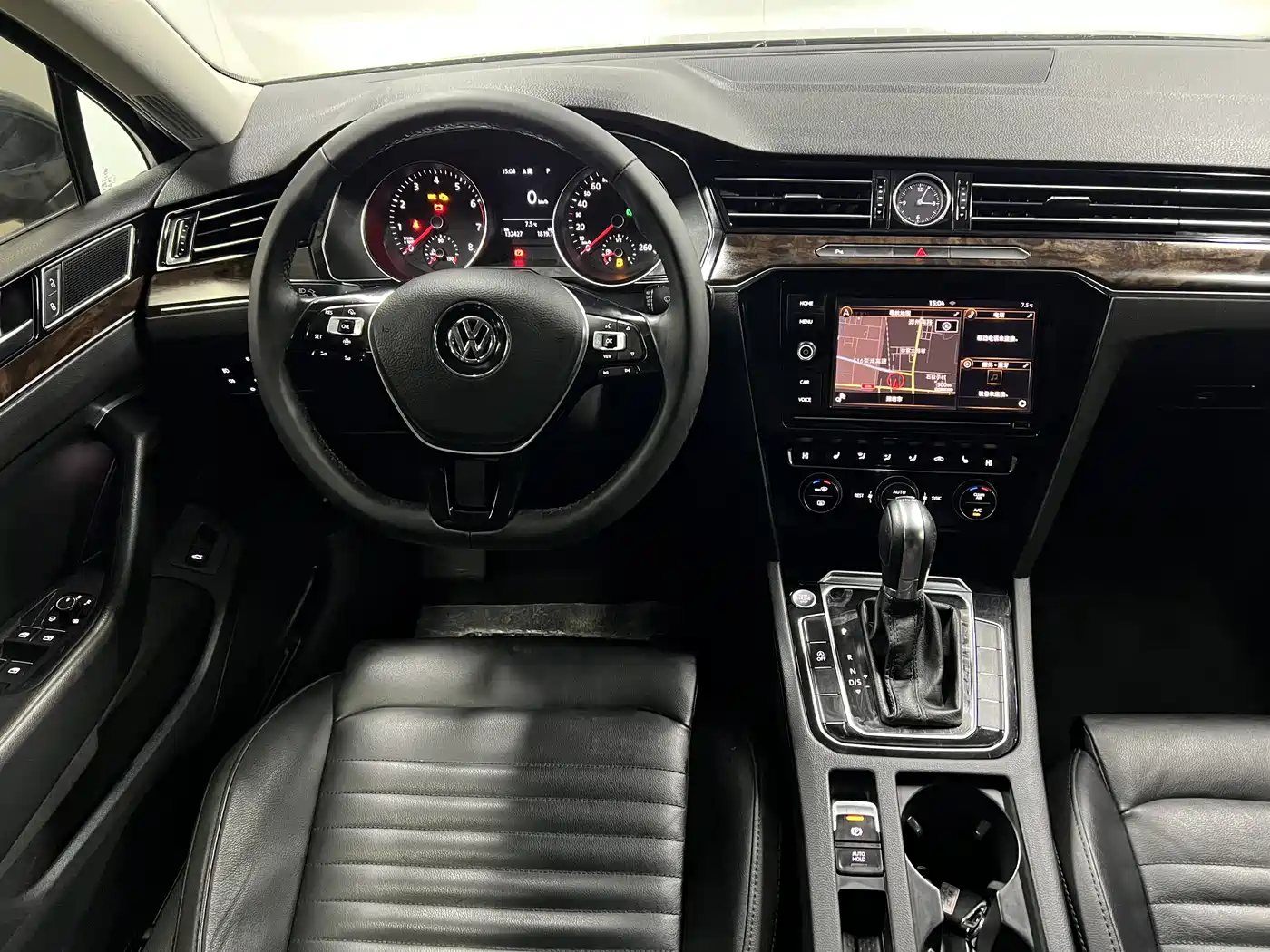 Volkswagen Magotan 2019 330TSI DSG Luxury China V фото 12