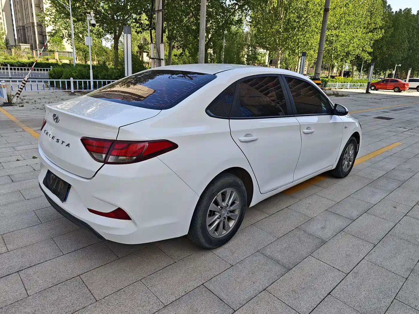 Hyundai Elantra 2020 1.6L Auto GL Pleasing Edition фото 6