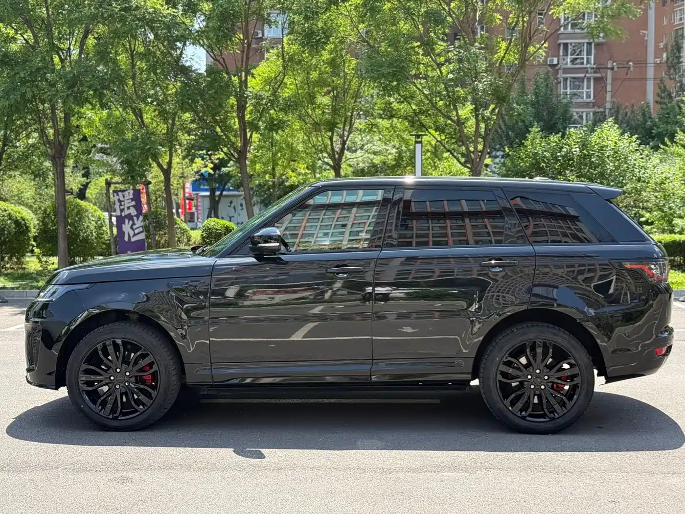 Land Rover Range Rover Sport 2016 Model 3.0 SC V6 SE фото 15