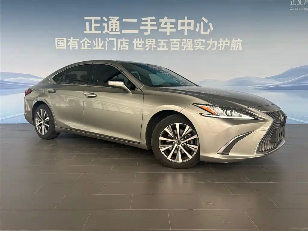 Lexus ES 2020 200 Excellence фото 7
