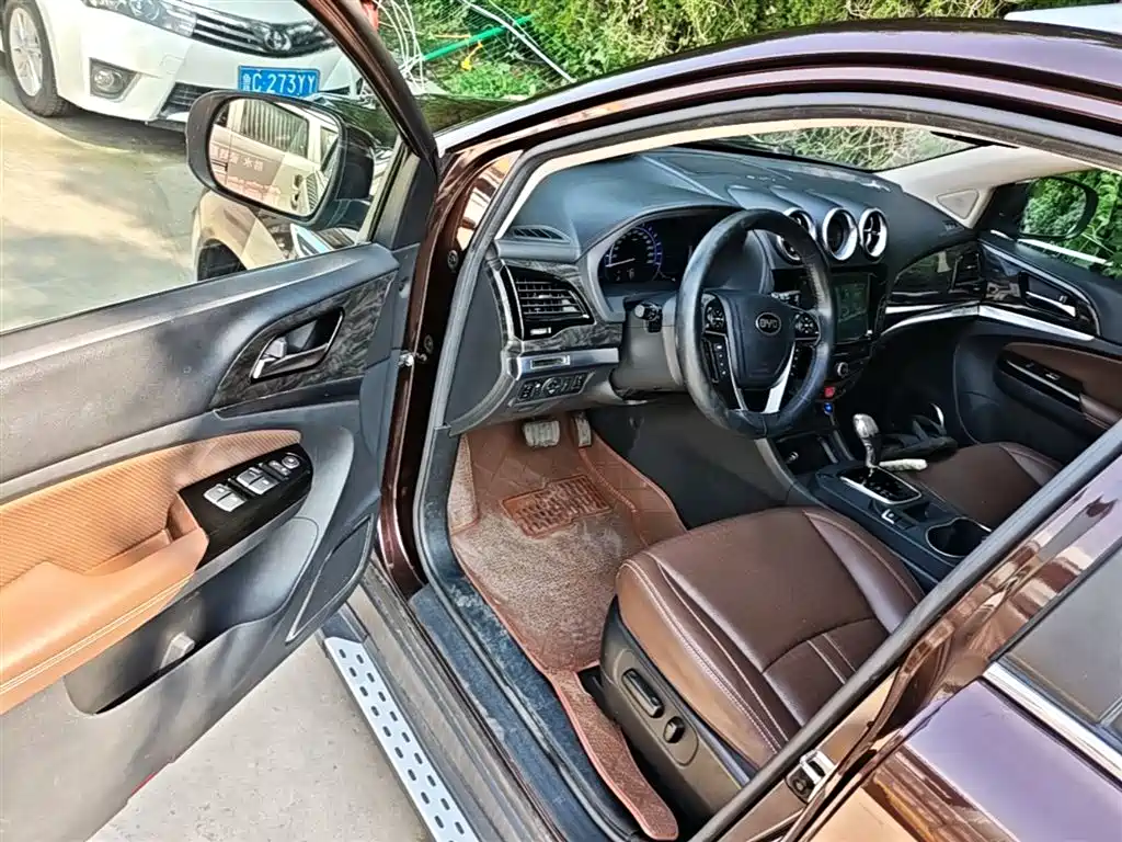 BYD S7 2016 2.0T Auto Premium Plus фото 16
