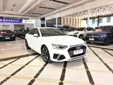 Photo 4 - Audi A4L