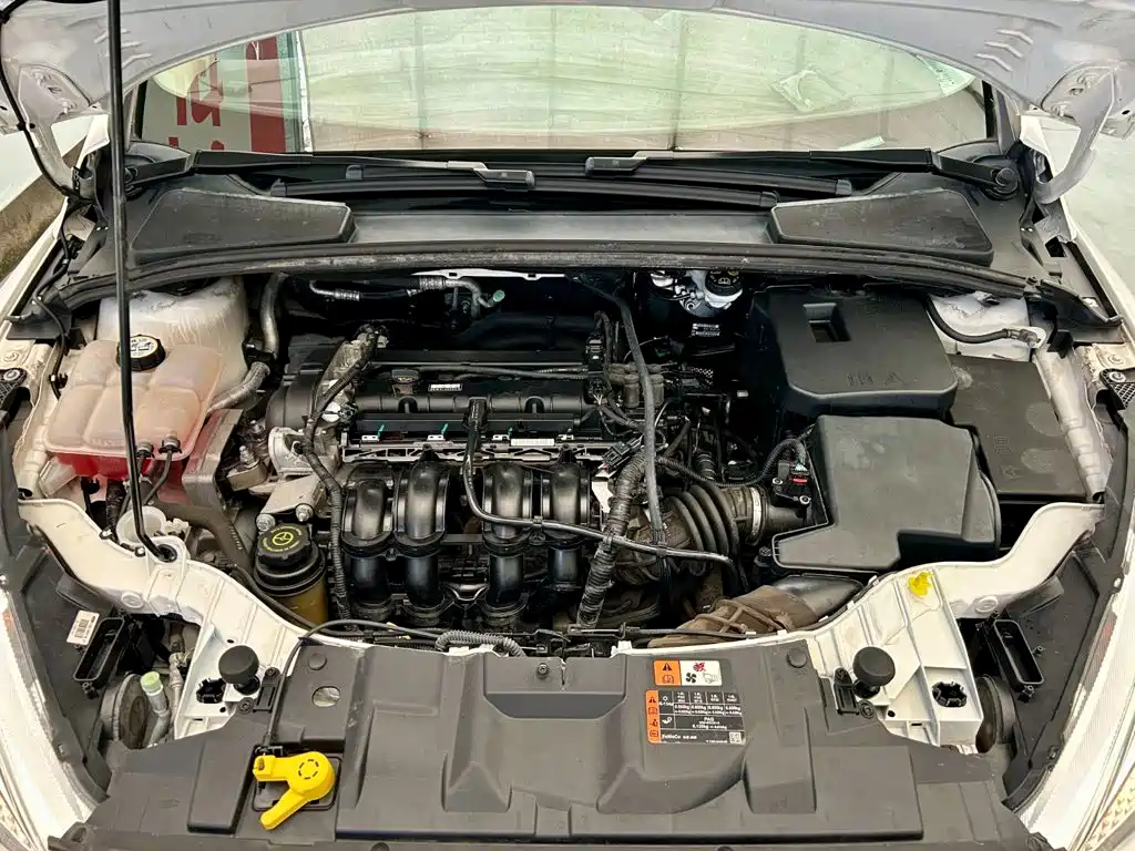 Фото 16 - Ford Focus