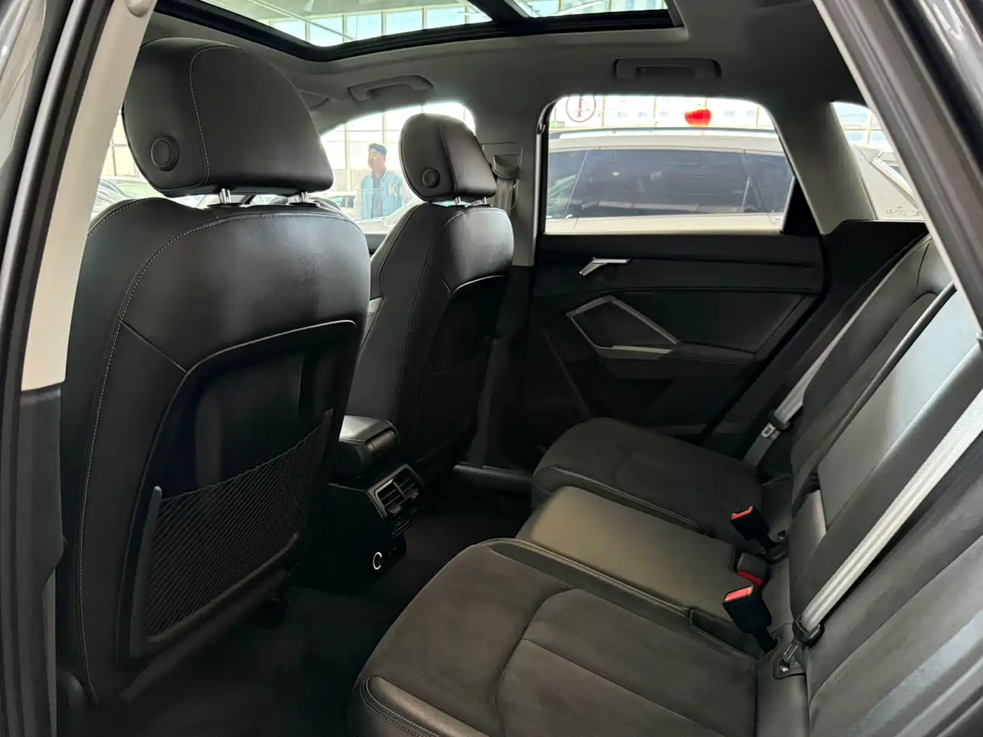 Audi Q3 2023 35 TFSI Fashion Dynamic (1.4T) фото 6