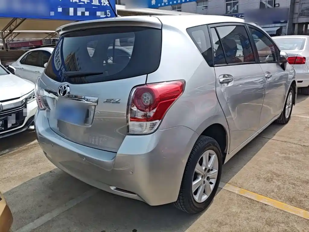 Photo 7 - Toyota E'Z