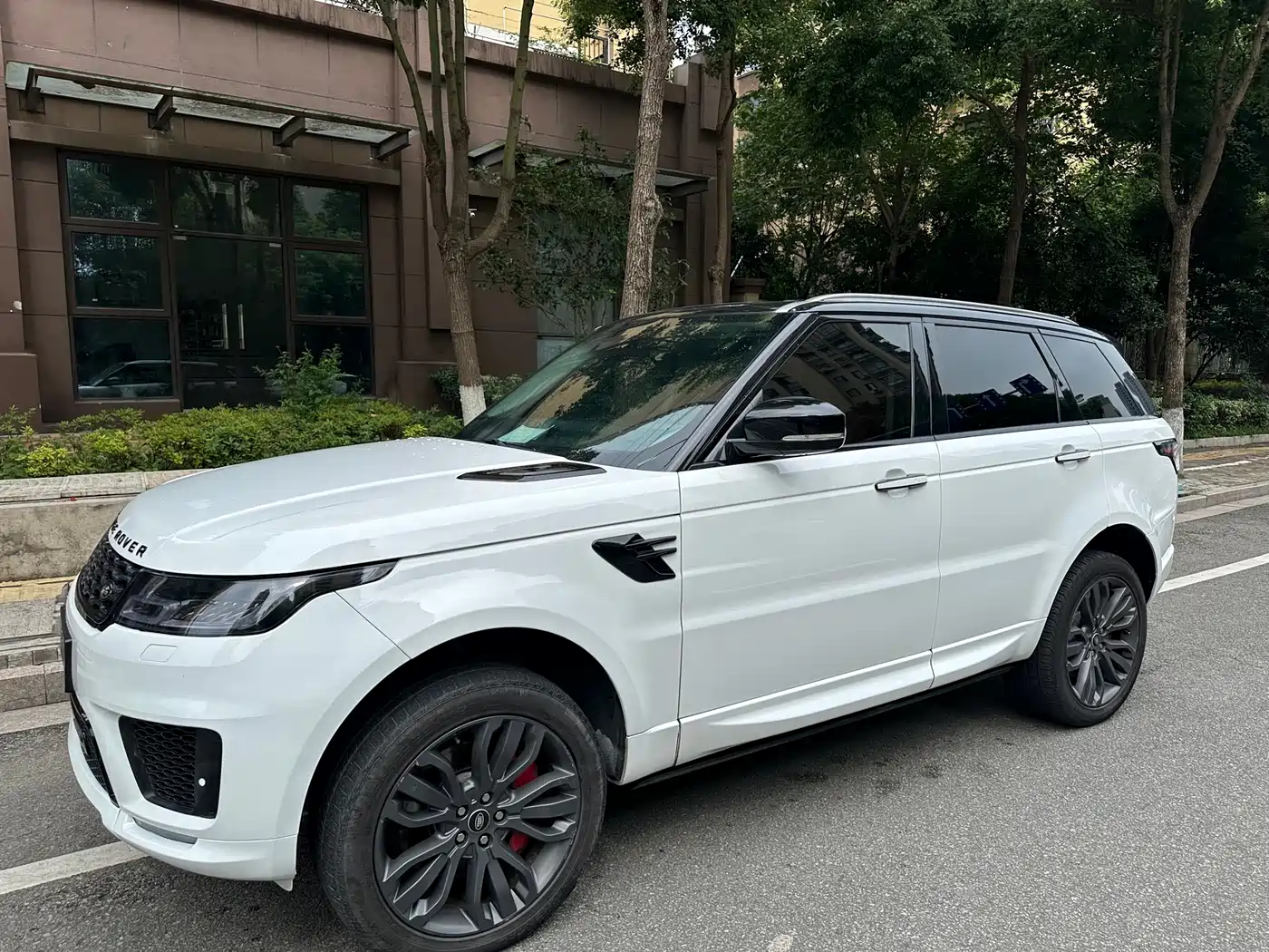 Фото 5 - Land Rover Range Rover Sport