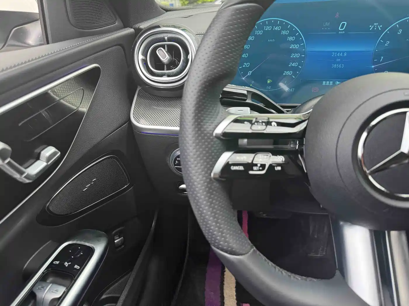 Mercedes-Benz C-Class 2022 C 260 L Sport Edition фото 18
