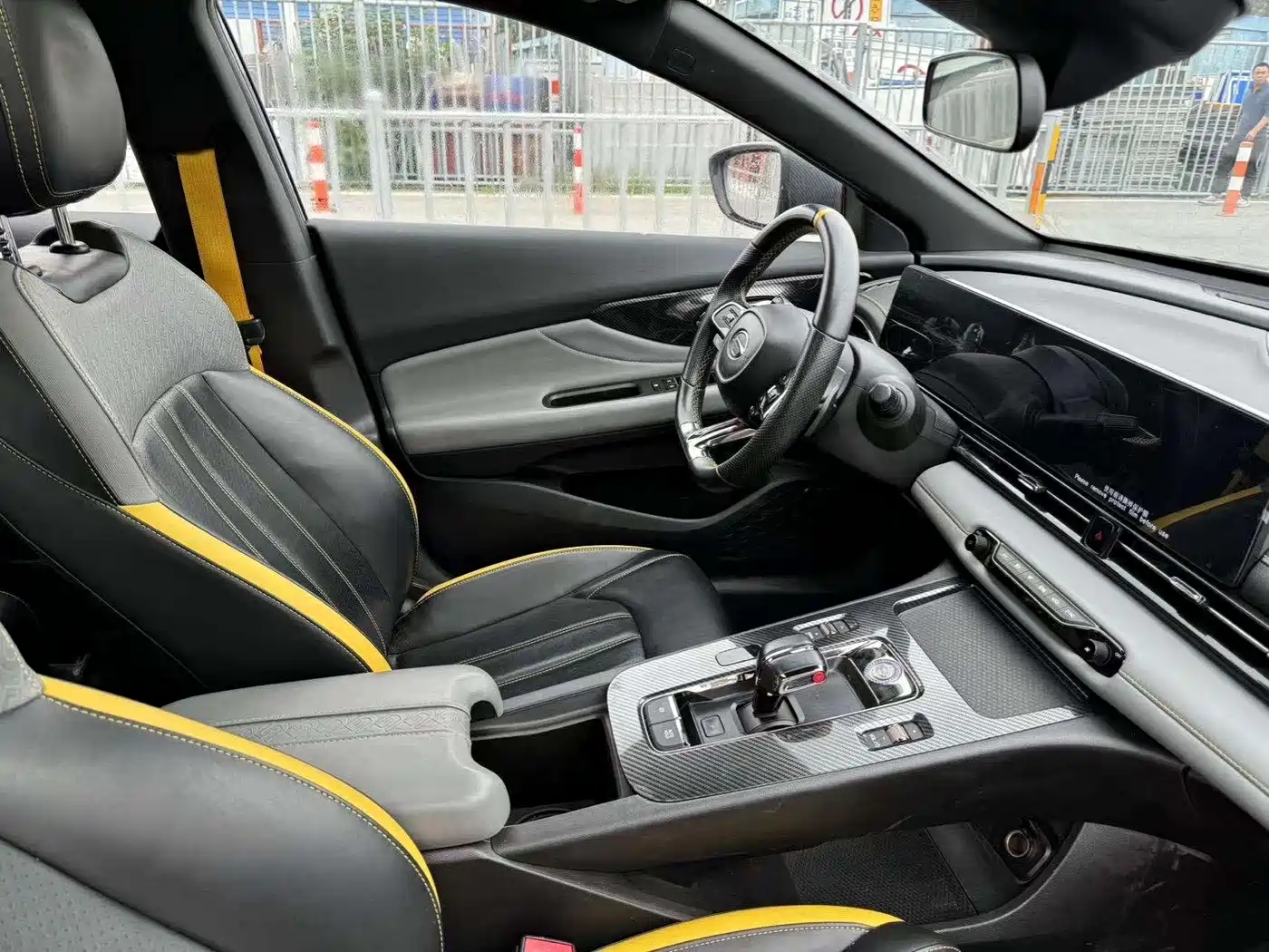 GAC Trumpchi Trumpchi Emkoo 2023 270T DCT J15 Edition фото 9