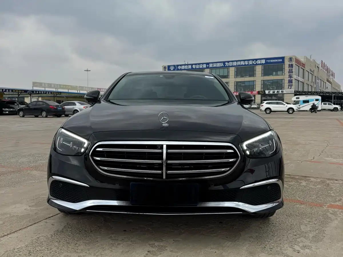 Mercedes-Benz E-Class 2021 E 300 L Fashion фото 2