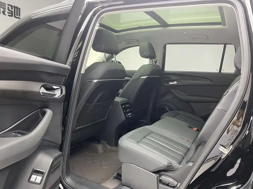 Audi Q6 2025 2024 40 TFSI quattro Cloud View Yulin Package 7-seater