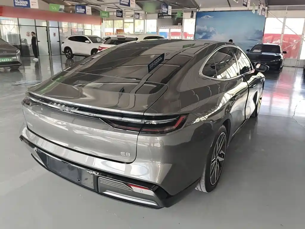 Geely Galaxy Galaxy E8 2024 2024 665km RWD Starship Voyager Edition