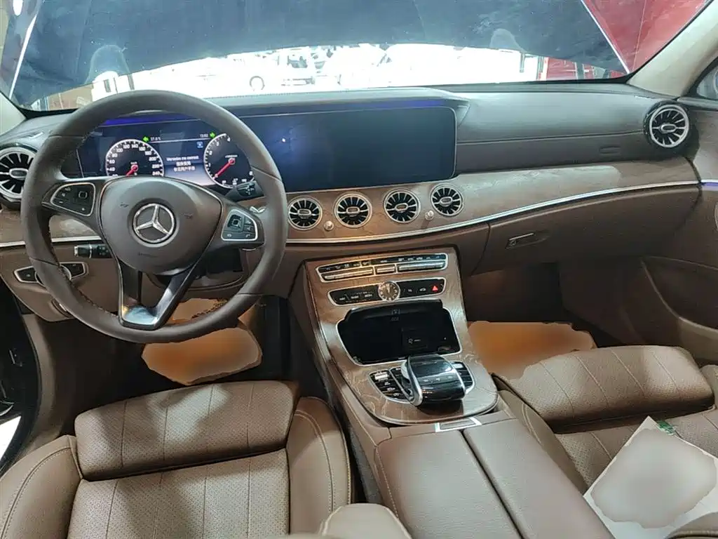 Mercedes-Benz E-Class 2018 E 200 L фото 10